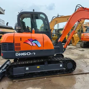 รถขุดดินขนาดเล็ก Doosan รถขุดดินขนาดเล็กสำหรับขาย DX55 DH60มือสอง DX225