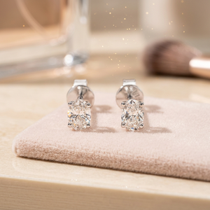 Boucles d'oreilles ovales Starsgem en or blanc/jaune massif 10 carats avec diamants de laboratoire certifiés IGI pour femmes - Product Image 3