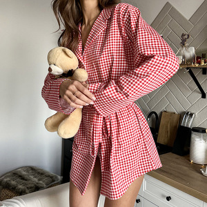 Chemise de nuit rétro à carreaux avec ceinture, vêtement de nuit ajusté à manches longues, robe de nuit style western, tenue d'intérieur vintage à carreaux, chemise de nuit ajustée pour femme - Product Image 1