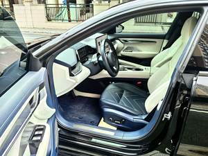 Купить электромобили из Китая: подержанный электромобиль Zeekr 001 2023 года, версия WE, 100 кВт·ч - Product Image 5