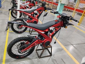 Moto tout-terrain 73.8V8000W 80KM/H à moteur central pour adultes – Cette moto tout-terrain est de taille standard - Product Image 6