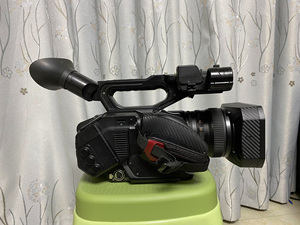 กล้องวิดีโอ Panasonic AG-DVX200MC มือสอง ซูมออปติคอล 13 เท่า ระดับไฮเอนด์ สำหรับงานแต่งงาน - Product Image 6