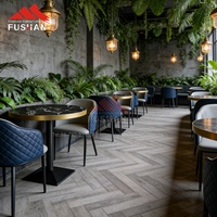Chaises de restaurant durables, directement de l'usine, modernes, haut de gamme, rembourrées, sièges commerciaux pour les bars à café et les bistrots.
