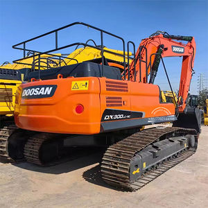 Excavadora Dx300lc Dh300lc en stock original coreana importada Doosan DX300LC, peso operativo de 30 toneladas - Product Image 1