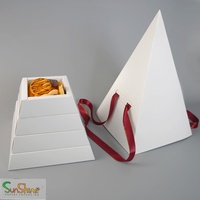Boîtes à gâteaux pyramidales en carton réutilisables avec logo personnalisé Sunshine pour l'emballage alimentaire