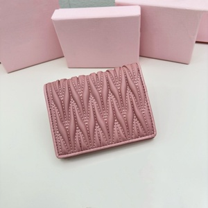 Portefeuille en cuir véritable avec logo pour femmes Petit portefeuille de luxe Styliste Porte-cartes de crédit pour hommes et femmes - Product Image 6