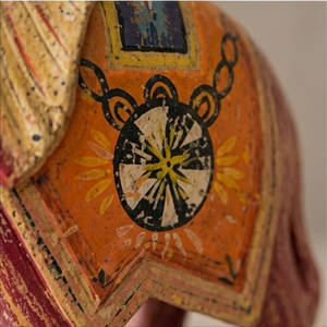 Figurine d'éléphant en bois sculptée à la main, peinte à la main, décoration traditionnelle indienne (42CM X 17.5 CM X 32CM) - Product Image 5