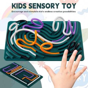 Jouets sensoriels et jeux anti-stress de haute qualité pour adultes, jouet tendance et populaire pour enfants autistes, idéal comme cadeau d'anniversaire pour enfants - Product Image 2