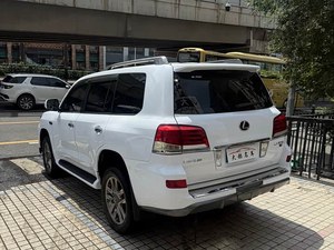 Lexus LX 570 2009 Usado, 5.7L V8 6AT, SUV de 8 Plazas – SUV Japonés de Lujo, Tracción en las Cuatro Ruedas Permanente para Exportación - Product Image 3