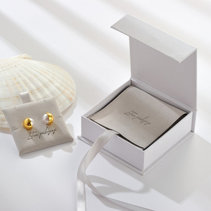 Luxury Custom Logo Jewelry Box Packaging Jewelry Magnetic Cardboard Flip Gift Boxes With Pouch Insert Polishing Cloth