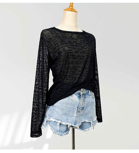 Versione floccata, maglietta a rete da donna, camicetta sottile con stampa di lettere, top trasparente traforato, t-shirt <span class=keywords><strong>nera</strong></span> a <span class=keywords><strong>maniche</strong></span> <span class=keywords><strong>lunghe</strong></span> - Product Image 5