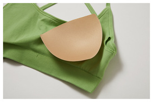 Yoke Sportswear – Nouveaux ensembles de sport <span class=keywords><strong>pour</strong></span> femmes : <span class=keywords><strong>soutien</strong></span>-<span class=keywords><strong>gorge</strong></span> <span class=keywords><strong>dos</strong></span> nu et short froncé sans couture <span class=keywords><strong>pour</strong></span> <span class=keywords><strong>le</strong></span> yoga et la gym - Product Image 5