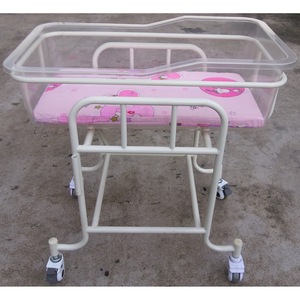Cuna de Acero y Plástico para Bebés Kang Zhi Xing KX-A23, Cuna de Grado Médico para Recién Nacidos con Ruedas para Uso Hospitalario - Product Image 1