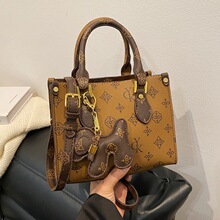 <span class=keywords><strong>Sac</strong></span> à <span class=keywords><strong>main</strong></span> tendance pour femme 2026 – Design français élégant en cuir végétalien pour le voyage et l'usage quotidien - Product Image 2