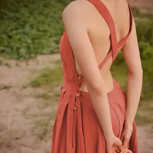 Personalizado rojo sólido Color señoras verano botón suelto vestidos casuales sin mangas cuello cuadrado Cruz Midi algodón Lino vestido para mujer