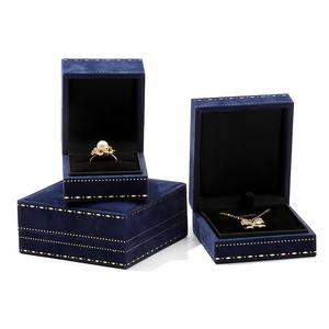 Coffret à bijoux unisexe de luxe en velours, personnalisable avec logo, pour bracelets, colliers, boucles d'oreilles, broches et bagues, idéal pour l'emballage cadeau - Product Image 2