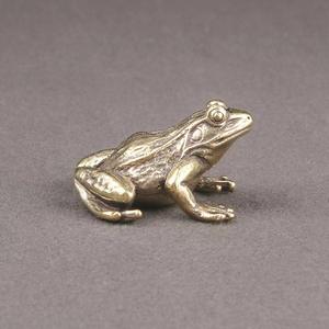 Декоративная миниатюрная лягушка из цельной латуни под старину для журнального столика, медный сувенир, персонализированный подарок - Product Image 6