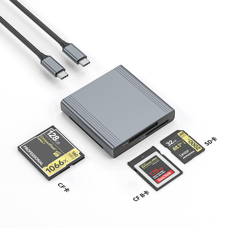 Carte CFexpress B argentée + SD U-II 4.0 + carte CF