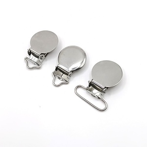 Clips de Suspensión de Acero Inoxidable de Alta Calidad Personalizados para Tirantes de Pantalones, Clips de Chupete de Acero Inoxidable Resistentes al Óxido - Product Image 4