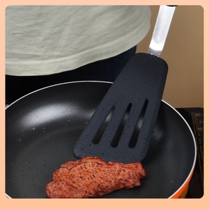 Utensilios de Cocina Resistentes al Calor, Sartenes Antiadherentes, Espátula, Pala, Juego de Utensilios de Cocina de Silicona Profesional para Uso en la Cocina - Product Image 6