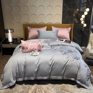 Literie <span class=keywords><strong>de</strong></span> luxe 100% <span class=keywords><strong>housse</strong></span> <span class=keywords><strong>de</strong></span> <span class=keywords><strong>couette</strong></span> en <span class=keywords><strong>satin</strong></span> <span class=keywords><strong>de</strong></span> <span class=keywords><strong>coton</strong></span>, ensemble <span class=keywords><strong>de</strong></span> literie King Size brodé <span class=keywords><strong>haut</strong></span> <span class=keywords><strong>de</strong></span> <span class=keywords><strong>gamme</strong></span> en <span class=keywords><strong>satin</strong></span> <span class=keywords><strong>de</strong></span> soie <span class=keywords><strong>de</strong></span> luxe/ - Product Image 3