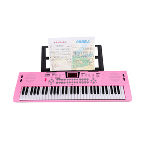 Teclado electrónico Bd 602, 68 teclas, juguete musical para niños y bebés, color rosa, con soporte para música y partituras - Product Image 1