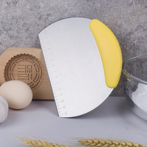 Stainless Steel Graduated Spatula Semi Circular Dough Cutter For Baking Cake Tools With Measurement Markings - Product Image 2