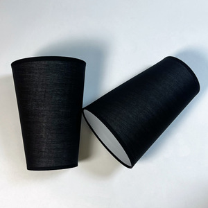 Pantalla de lámpara de tela con forma de cono E27, 12x18cm, altura 25cm, accesorio de iluminación de estilo contemporáneo hecho a mano - Product Image 4