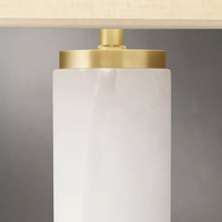 Lampe de table en marbre veiné avec abat-jour en lin jaune lin, idéale pour chambre à coucher, chevet, salon, villa de luxe, projet immobilier, qualité professionnelle, certifiée ETL
