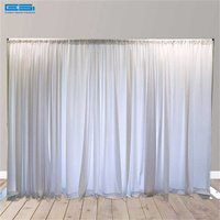 Vente en gros de pipe de mariage réglable et de pilier de drapé support de toile de fond de forme carrée tuyau et drapé en aluminium argenté en vente