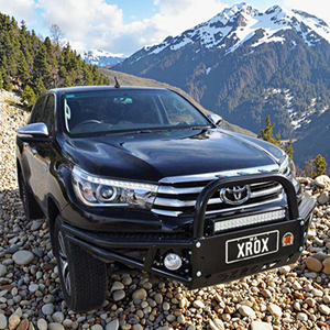 LE-STAR 4x4 con lampada diurna a LED faro frontale LED angel's eye per Hilux revo 2014 2015 2016 2017 2018 - Product Image 6