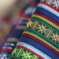 Tissu Jacquard Style Aztec BILU 100% Polyester, Tissu Ethnique Sadu pour Châles, Sacs, Coussins, Nappes et Décorations