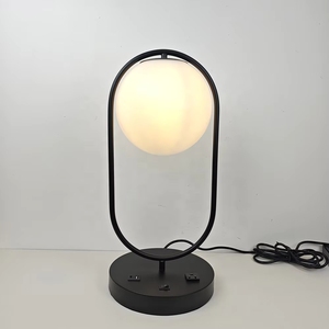 La Quinta <span class=keywords><strong>Vista</strong></span> 3.0 Wyndham, Suite Deluxe con Habitación Moderna y Sencilla, 1 Cama King, Aire Acondicionado, Lámpara de Noche E26, Puerto de Carga USB - Product Image 3