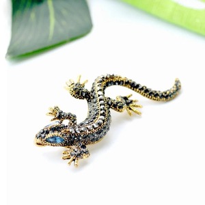 Broche fantaisie en strass en forme de lézard pour <span class=keywords><strong>femme</strong></span>, broche et épinglette de fête en forme de gecko, bijoux de vêtements vintage en métal - Product Image 4