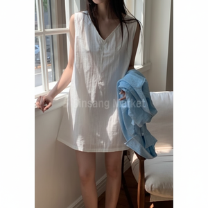 Abito Casual con scollo a V e scollo a barca - Product Image 1