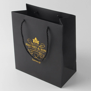 Bolsa de papel de compras al por menor vestidos ropa regalo laminado lujo negro logotipo de marca impreso personalizado con asa de cinta - Product Image 2