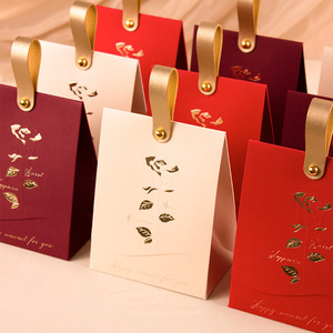 Sac et boîte <span class=keywords><strong>à</strong></span> bonbons en forme de rose blanche crème vintage française, dorés <span class=keywords><strong>à</strong></span> l'or fin, simples, originaux, transfrontaliers, chinois - Product Image 4