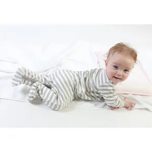 Fabrika 100% pamuk yenidoğan bebek giysileri toptan bebek giyim seti bebek pijama ucuz bebek tulum toddler Bodysuit stok