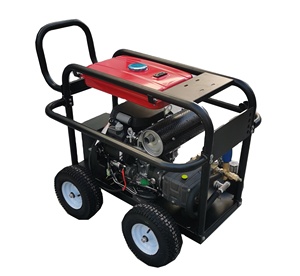 Nettoyeur à jet d'eau froide industriel 35HP à essence, haute pression 500 bars, neuf, pour nettoyage sans résidus - Product Image 3