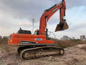 รถขุดตีนตะขาบ Doosan DX380LC-9C มือสอง ขนาด 38 ตัน รุ่นปี 2022 พร้อมเครื่องยนต์ มอเตอร์ PLC และปั๊ม สภาพดี - Product Image 2