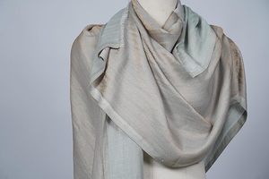 Étole Réversible de Luxe pour Femme en Zari, Douce, Bicolore, Designer, Châle Élégant et Léger, Accessoire de Mode, Fournisseur en Gros - Product Image 6