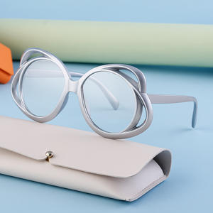 Lunettes de soleil sur mesure pour femmes, monture ovale, verres PC verts UV400, protection solaire classe 2, marque privée, vente en gros - Product Image 3