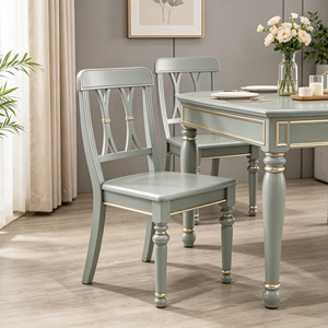 Chaise traditionnelle en bois massif à dossier croisé, vert sauge avec accents dorés, meubles de salle à manger - Product Image 6