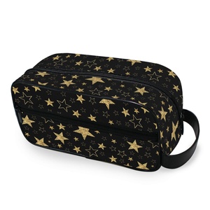 Sac de toilette de voyage imperméable de grande taille, portable, à la mode, avec logo personnalisé Gold Star Design, pour adultes, à utiliser dans la salle de bain - Product Image 1