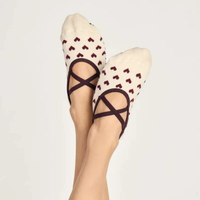 Chaussettes de ballet personnalisées à imprimé cœurs mignons, chaussettes antidérapantes pour Pilates, barre et yoga, en coton avec grip en silicone, OEM ODM
