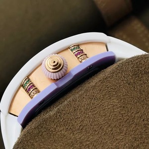 Reloj Mecánico de Lujo para Mujer con Caja de Cerámica Blanca y Esfera con Degradado de Color, Ideal para el Día a Día - Product Image 4