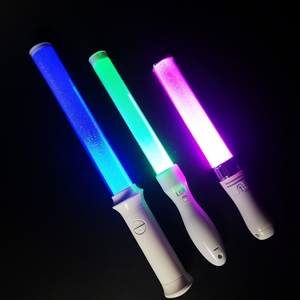 Carnival màu nhấp nháy ABS nhựa LED <span class=keywords><strong>GLOW</strong></span> <span class=keywords><strong>STICK</strong></span> với 3AAA pin xách tay cho Đảng trang trí đám cưới - Product Image 5