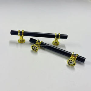 Gagang pintu plastik gagang lemari besi tahan karat pegangan tahan lama gagang terasa nyaman tangan - Product Image 1