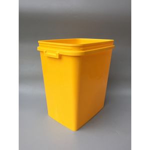 Hot Selling Manufactures 40L Square Plastic Buckets With Lids