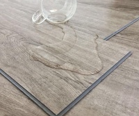 Piso de Plástico PVC Tipo Clic 4mm Parquet SPC LVP en Planchas de Vinilo